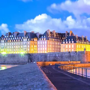 Appartement 34m Near The Port Of, Saint-Malo